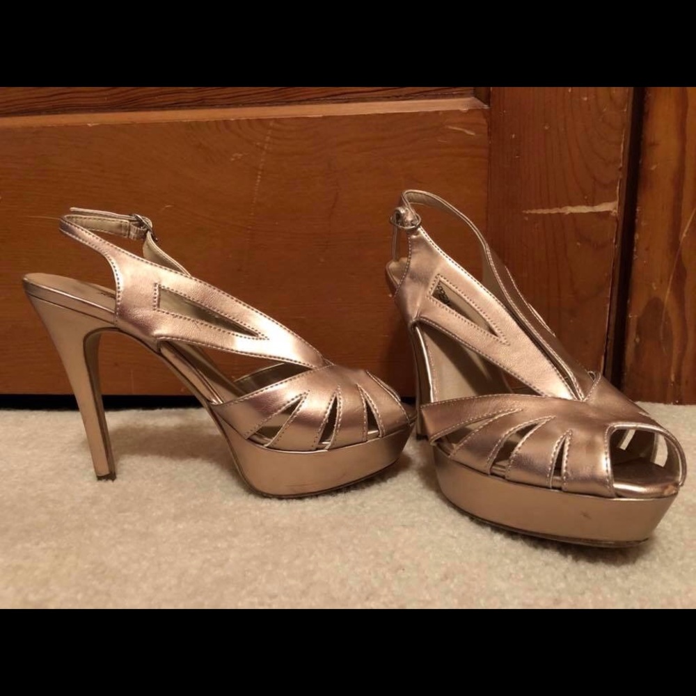 Gold or blush